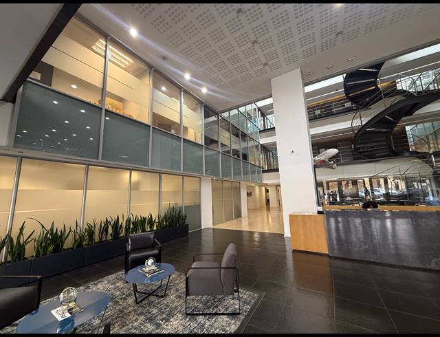 485M² OFFICE TO LET IN PARKTOWN